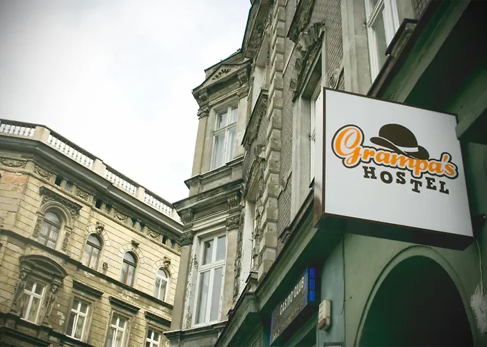 Grampa'S Hostel Breslau